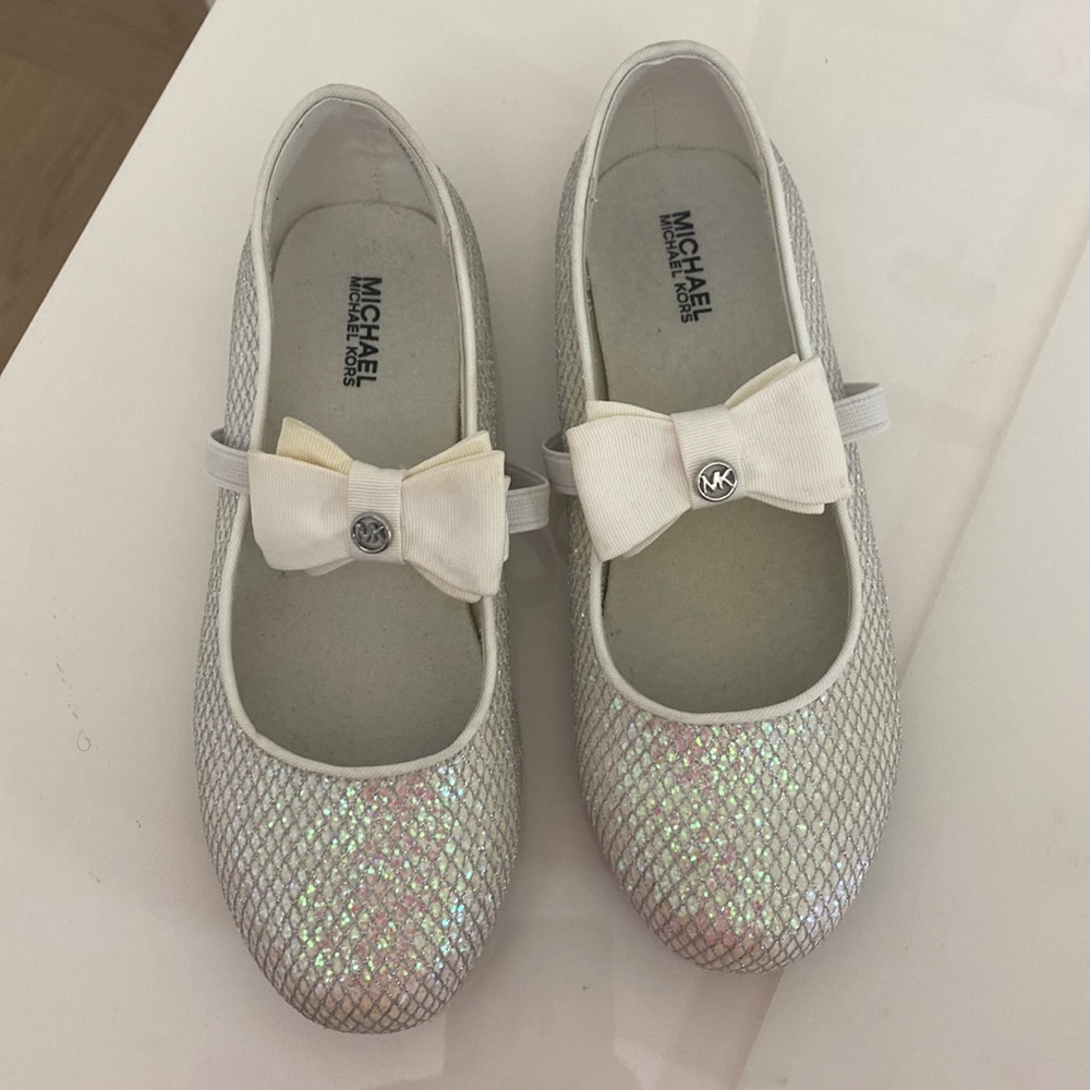 MK Mary Jane Flats excellent condition